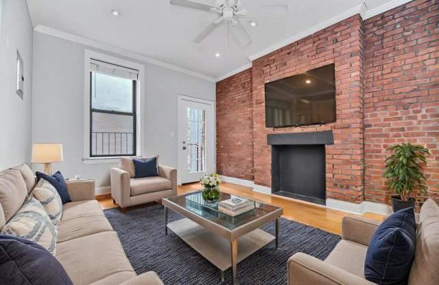 40 AVENUE B - 40 Avenue B, New York City, NY 10009