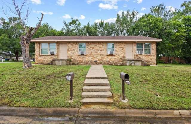 701 W Hull Street photos photos