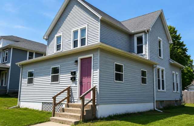 9 E Washington St photos photos