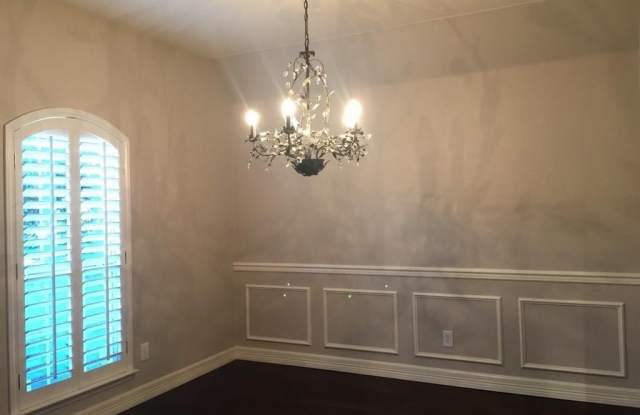 13858 Hot Springs Lane Gallery 3