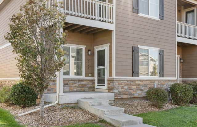 3 Bedroom 3 Bath Townhouse in Longmont Gallery 3