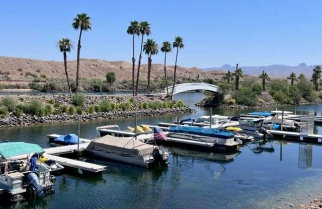 Riverfront 2BR 2BA Furnished Condo on GROUND LEVEL W/Garage and UTILITIES Included AVAIL 4/1/26 Gallery 4