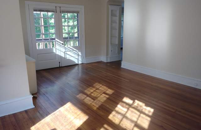 331 Harrison Avenue Gallery 2
