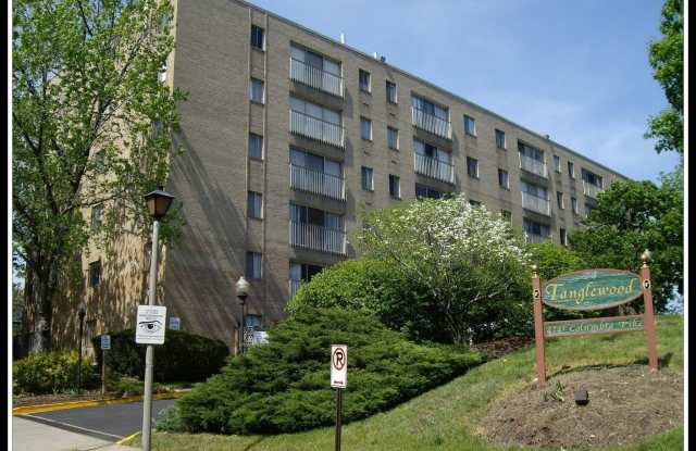 4241 COLUMBIA PIKE photos photos