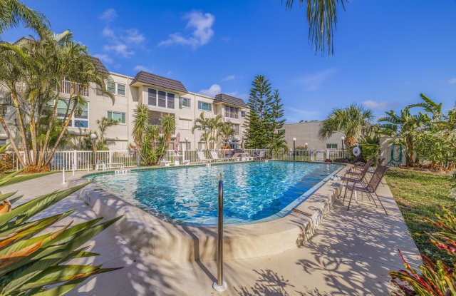 4595 Chancellor St NE Apt 105 - 4595 Chancellor Street Northeast, St. Petersburg, FL 33703