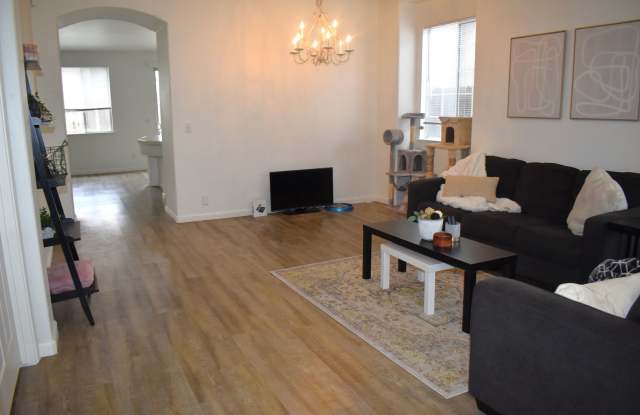 Resident Benefit Package Property - 7836 Calzada Way, Elk Grove Gallery 3