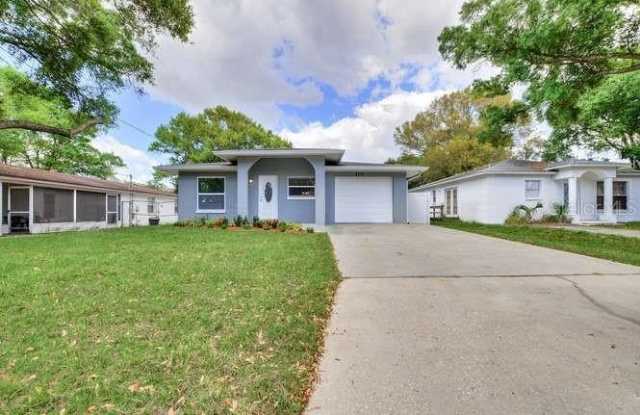 4319 W LA SALLE STREET Gallery 2