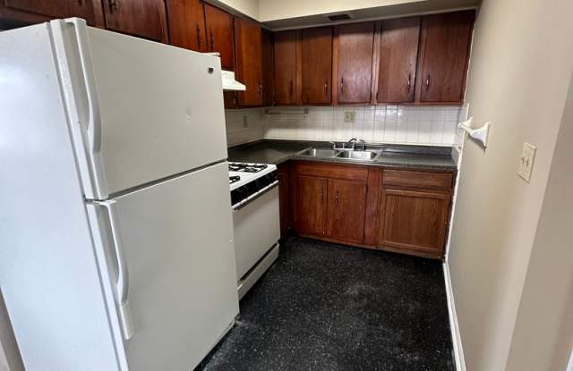 Ground Floor 2 bedroom Duplex - Winchester! photos photos