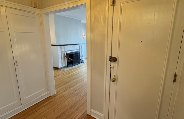 908 Dempster Street - 908 Dempster Street, Evanston, IL 60202
