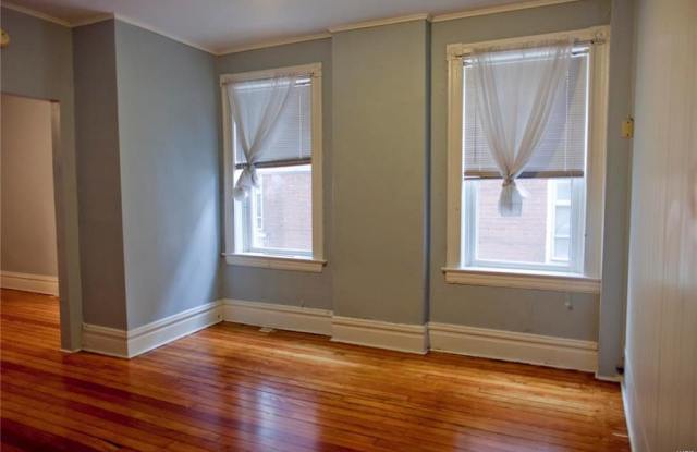 5047 Murdoch Avenue Gallery 4