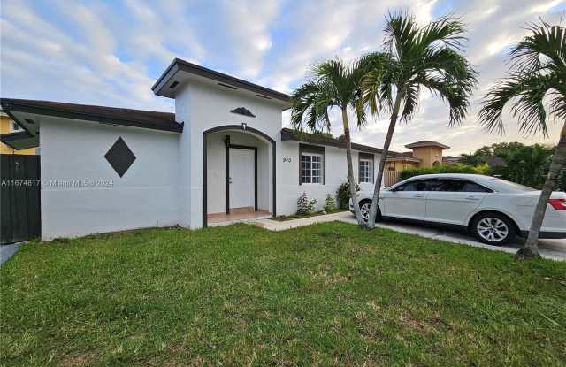 940 SW 7th Plz - 940 Southwest 7th Place, Florida City, FL 33034