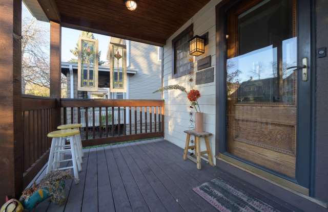 3729 N Lowell Avenue Gallery 3