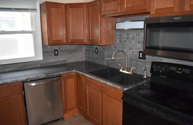 102 Englewood Avenue photos photos