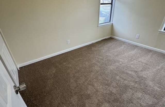 5616 Crenshaw Rd photos photos