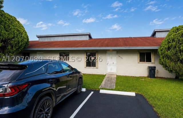 28331 SW 141st Ct Gallery 2