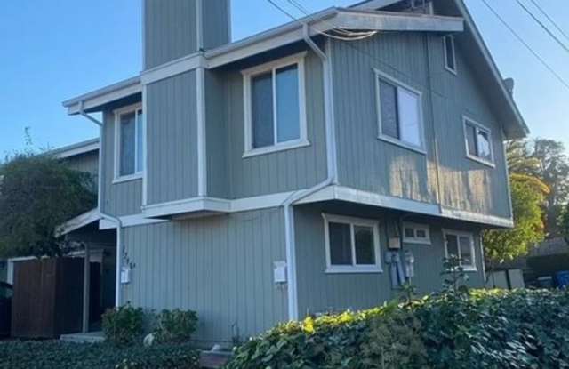 Charming 1 Bedroom/1 Bath Apartment photos photos