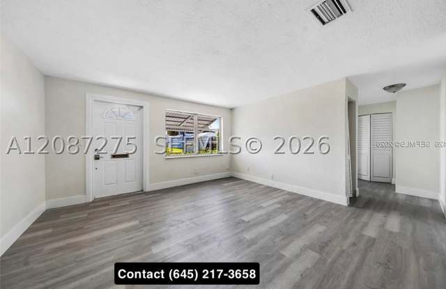 2550 NW 2nd Dr Gallery 4