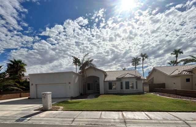 4-Bedroom Home in Mesa Del Sol with Heated Pool and Spa photos photos