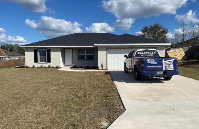 Desirable SW Ocala Neighborhood, 3/2/2 **Won't Last** - 12738 Southwest 64th Circle, Marion County, FL 34473 Desirable SW Ocala Neighborhood, 3/2/2 **Won't Last** - 12738 Southwest 64th Circle, Marion County, FL 34473