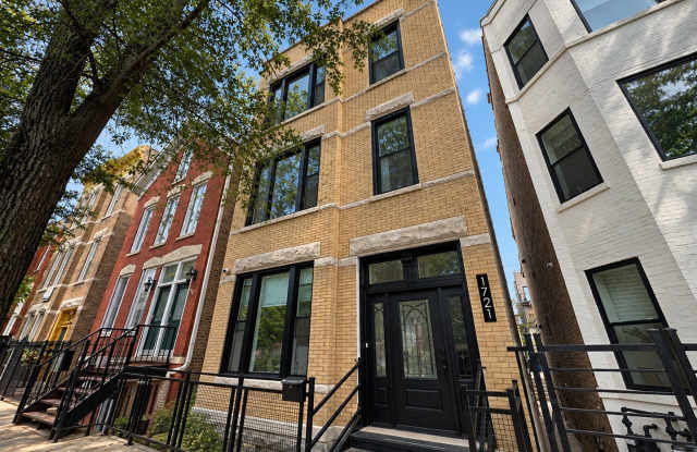 1721 W Pierce Avenue Gallery 1