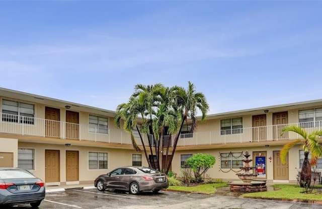 111 SE 4th Ave photos photos