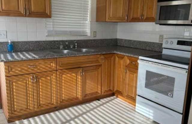 2202 NE 3rd Street, Boynton Beach, FL 33435 photos photos