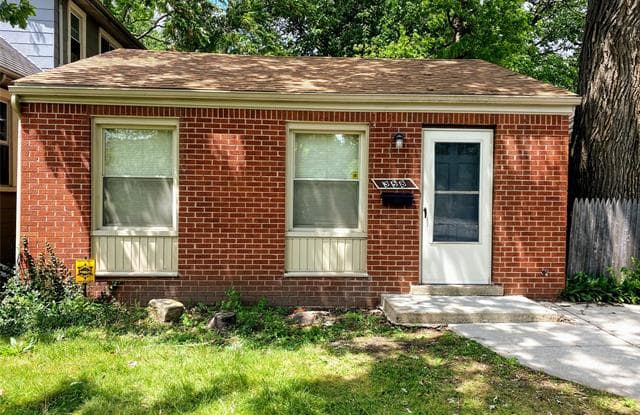 358 W BENNETT Avenue - 358 West Bennett Street, Ferndale, MI 48220