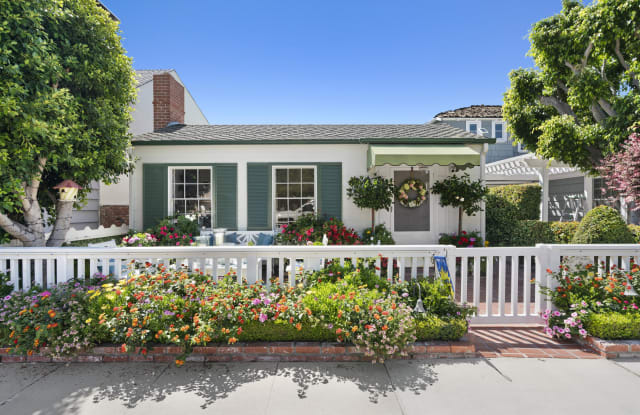 313 Amethyst Avenue - 313 Amethyst Avenue, Newport Beach, CA 92662