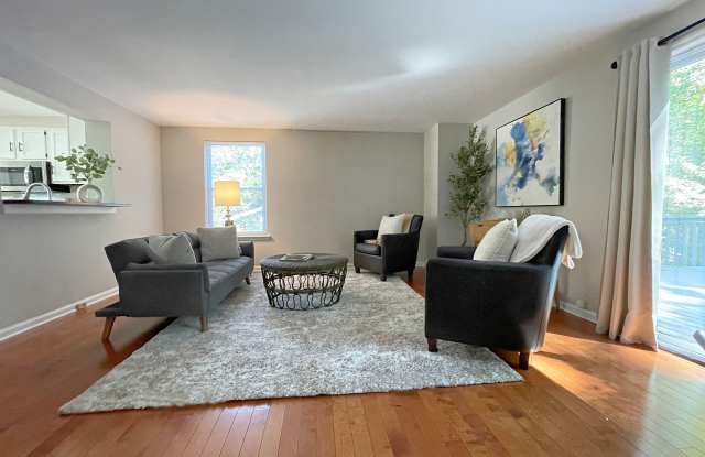 7328 Summerland Dr Gallery 3