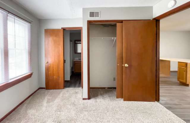 Close to Campus photos photos