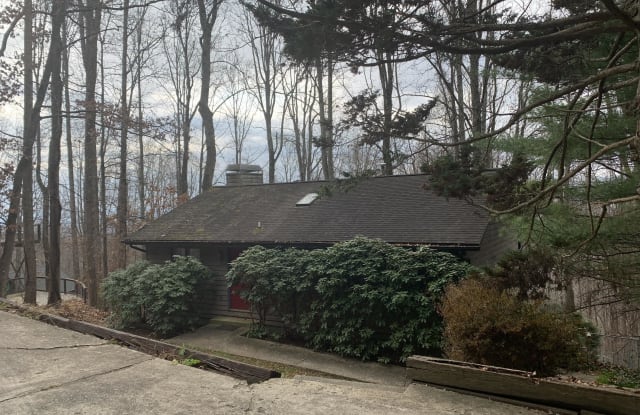 26 Breezeway Drive Gallery 2