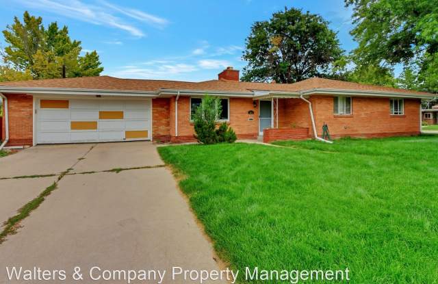 685 S. Washington Cir. Gallery 2
