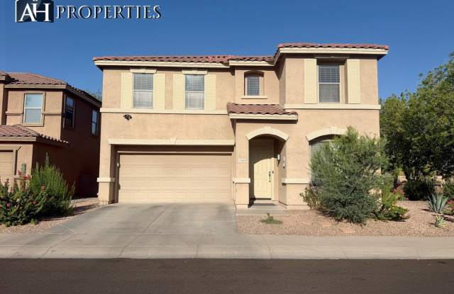 Beautiful Surprise Home with large loft and extra living room space Gallery 1