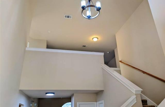408 Silver Mine Drive Gallery 3