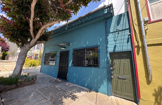 Remodeled 3BR/2BA Oasis with Hot Tub, Sauna  Lush Backyard Retreat photos photos