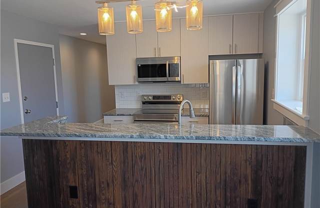516 N 3rd Street unit: 3 photos photos
