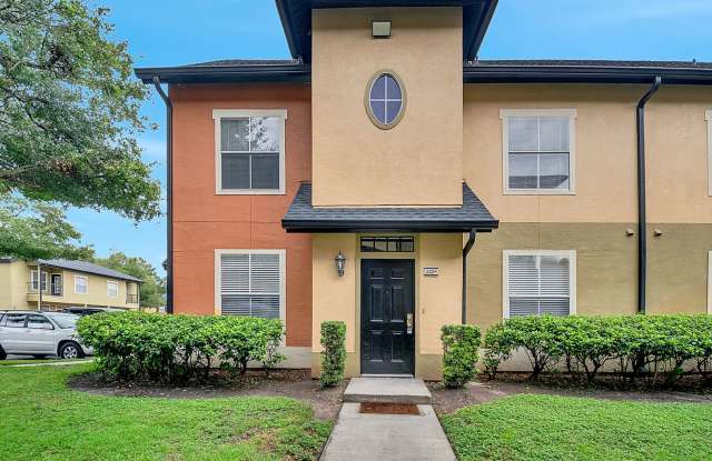 Fully Remodeled 3/2 with Loft in MetroWest! Available Now! photos photos