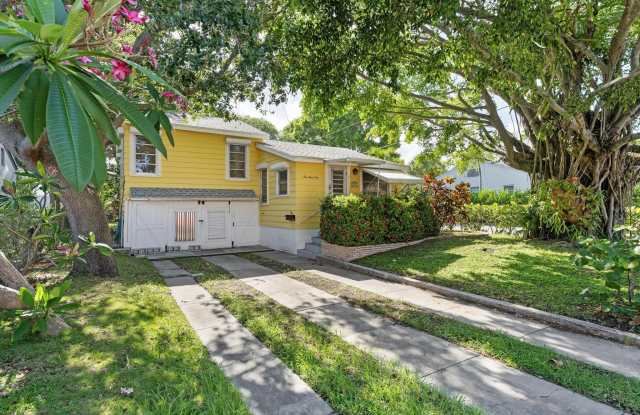 531 N Palmway photos photos