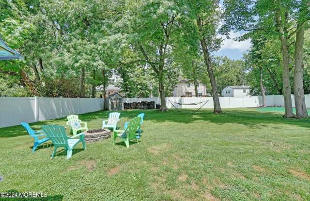 445 Brookside Avenue Gallery 2