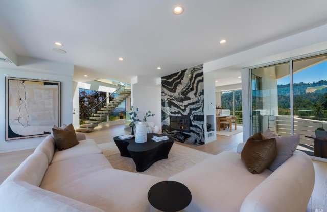 375 Kortum Canyon Road Gallery 4