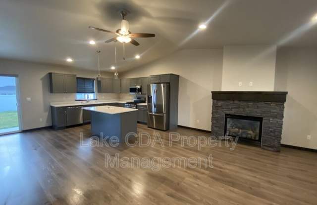 12397 N Cavanaugh Dr - 12397 North Cavanaugh Drive, Kootenai County, ID 83858