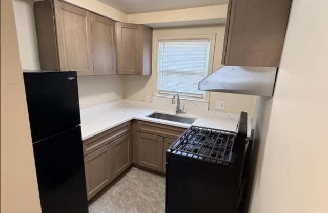9345 Rutherford Street - 4 photos photos 9345 Rutherford Street - 4 photos photos