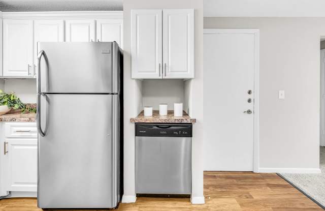 Country Manor Apartments Homes Gallery 4