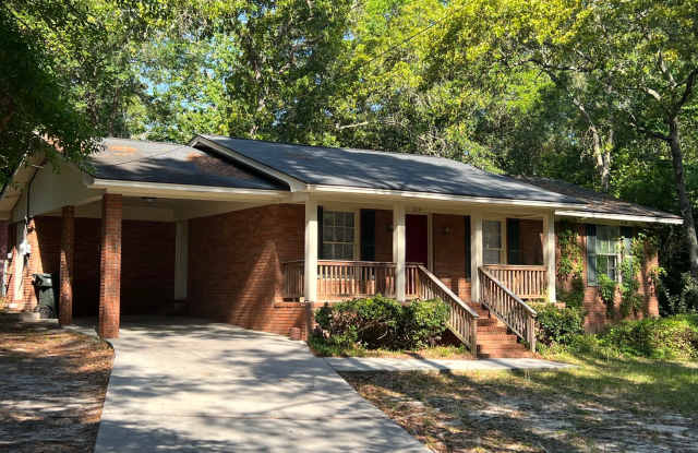 212 Henderson St photos photos