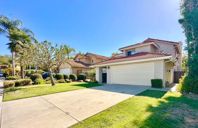 Beautiful & Updated Two-Story on a Quiet Cul-De-Sac, Private Fenced Yard Space, & Just Minutes to Downtown Fallbrook! photos photos