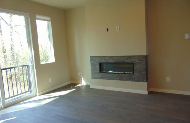 329 Vashon Ct. NE Gallery 3