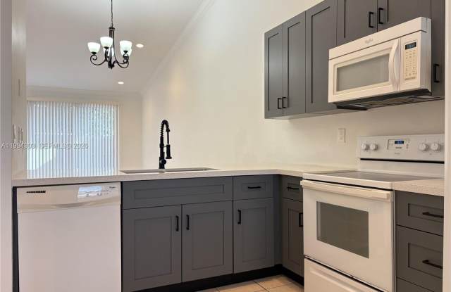 6702 NW 190th St photos photos