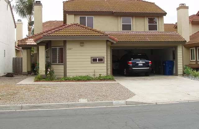 4487 Goldfinch Way photos photos