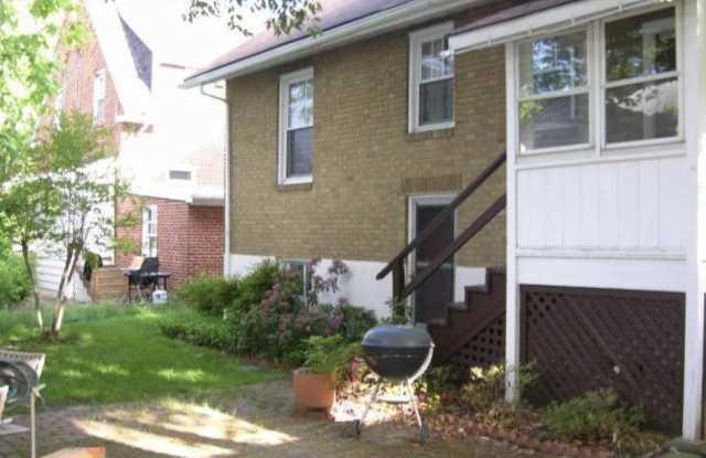 4703 Harvard Road Gallery 4