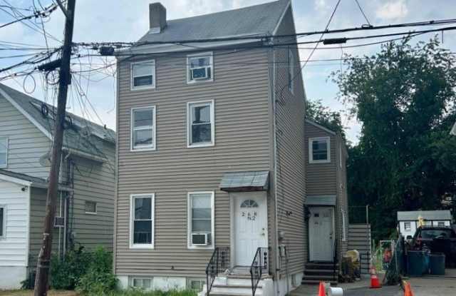 268 Paterson Ave photos photos